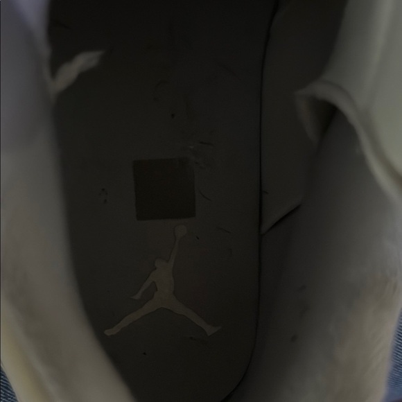 Jordan Sneakers in Cream and Red - Picture 7 of 9